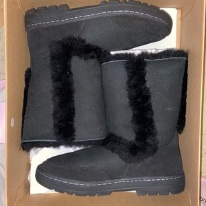 UGG Sundance Short II Revival Water-Resistant Boots SIZE 8 WOMENS